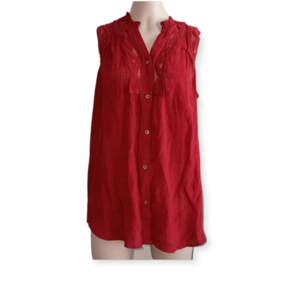 INDIGO red lace v neck flowy sleeveless top size medium